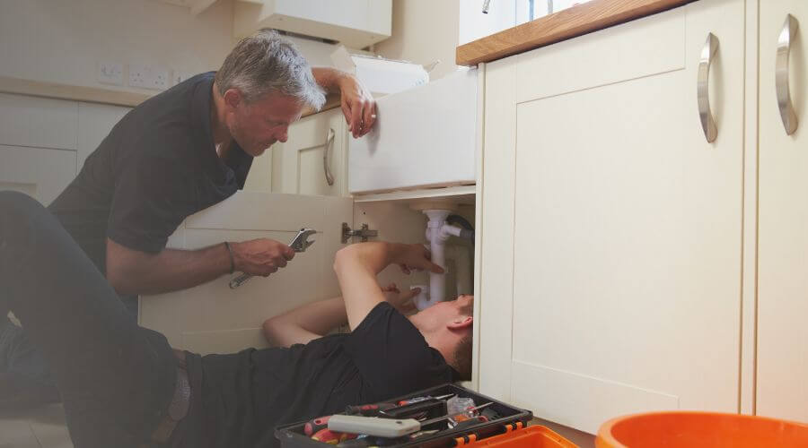 Professional burst pipe repair services in Mineola, IA